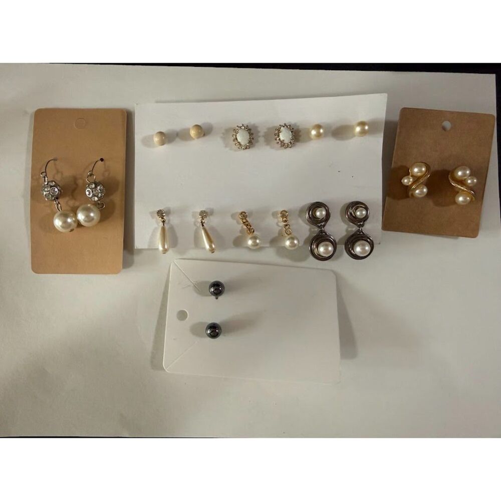 Earrings lot